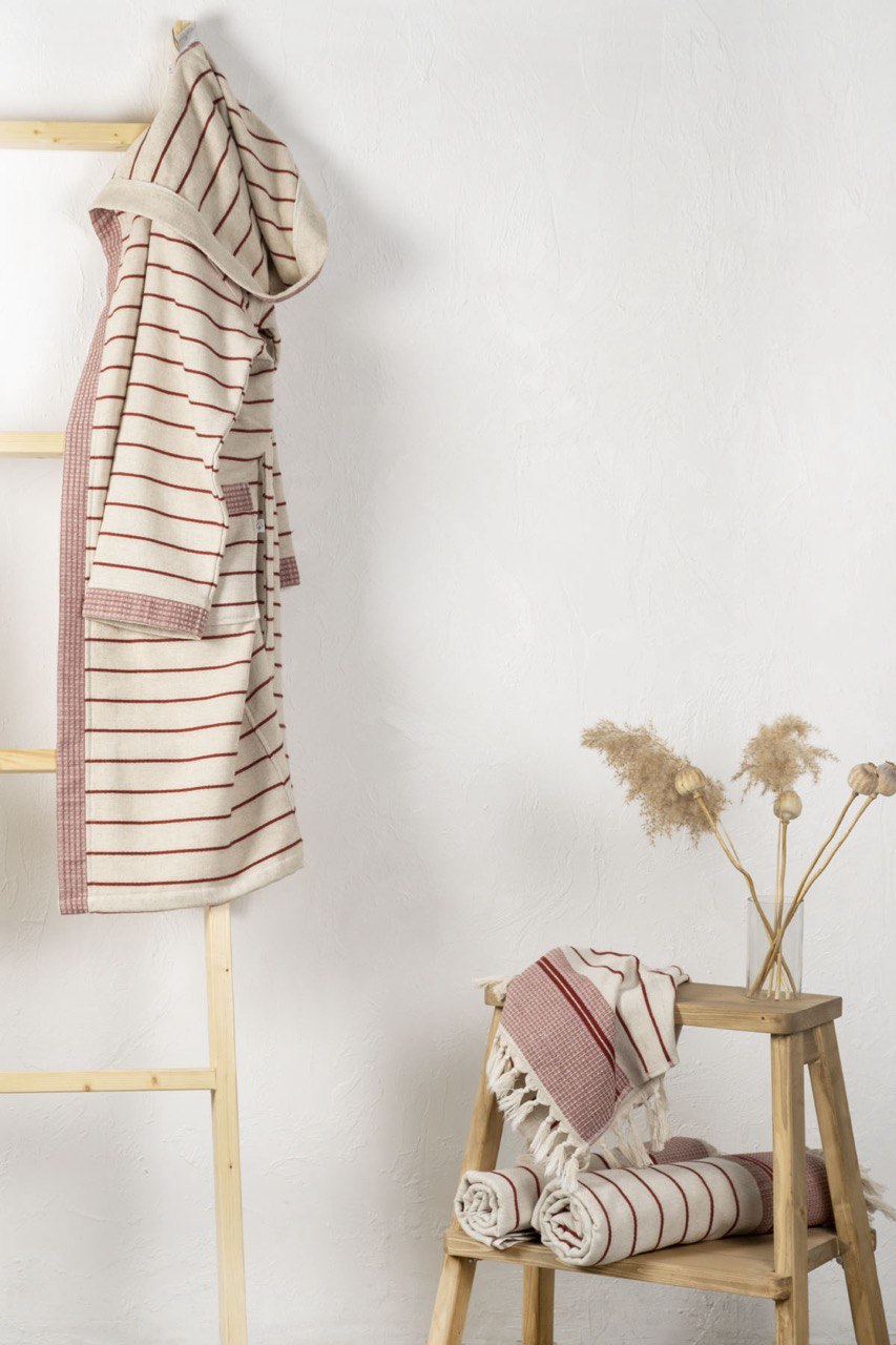 Naiste hommikumantlid