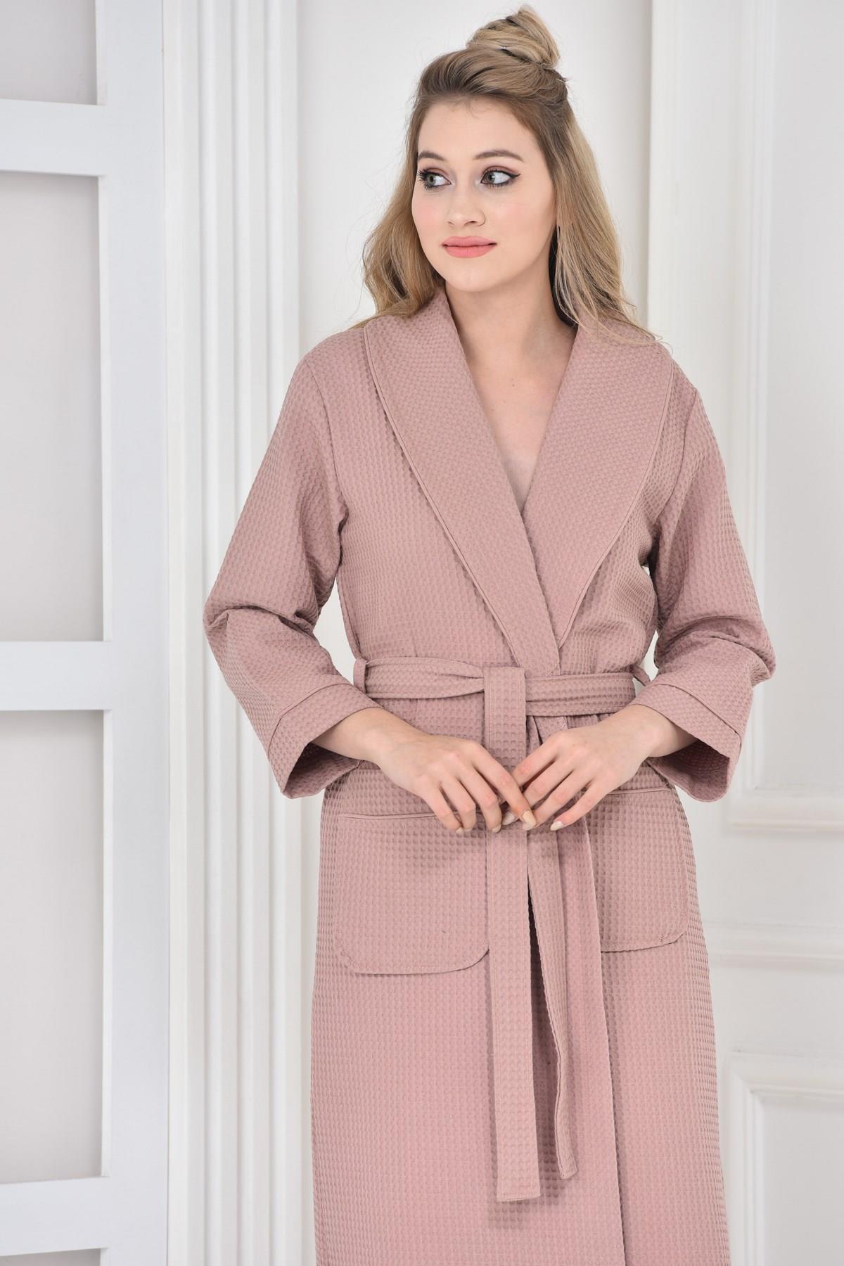 Naiste hommikumantlid