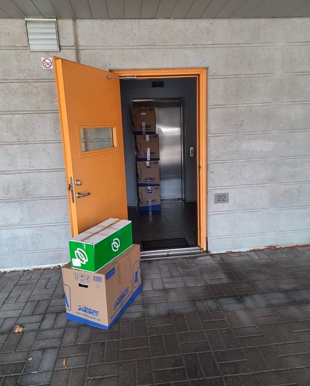 Грузоперевозки/ Вывоз и утилизация мусора,мебели, техники