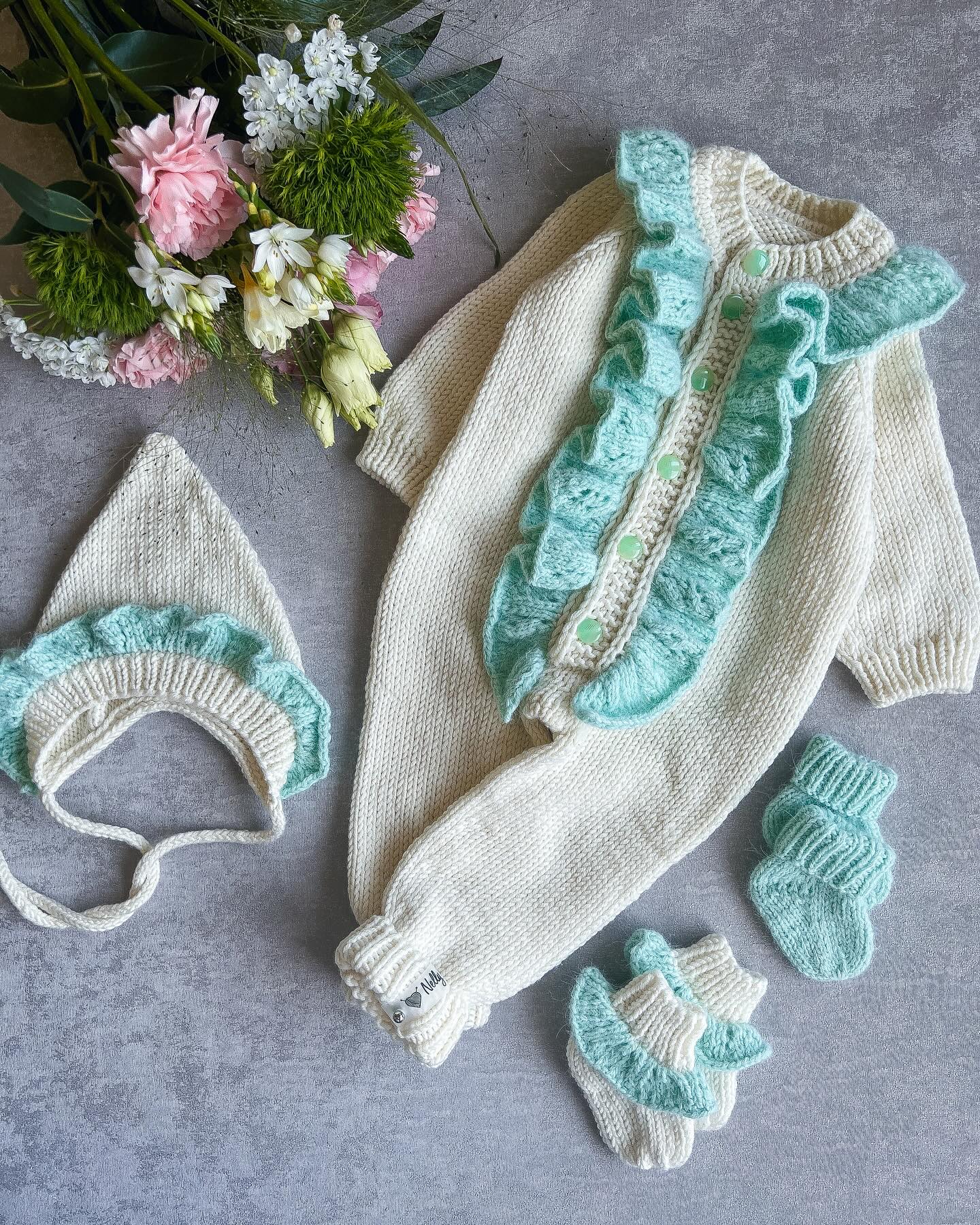 Nelly Novikov Knitting studio