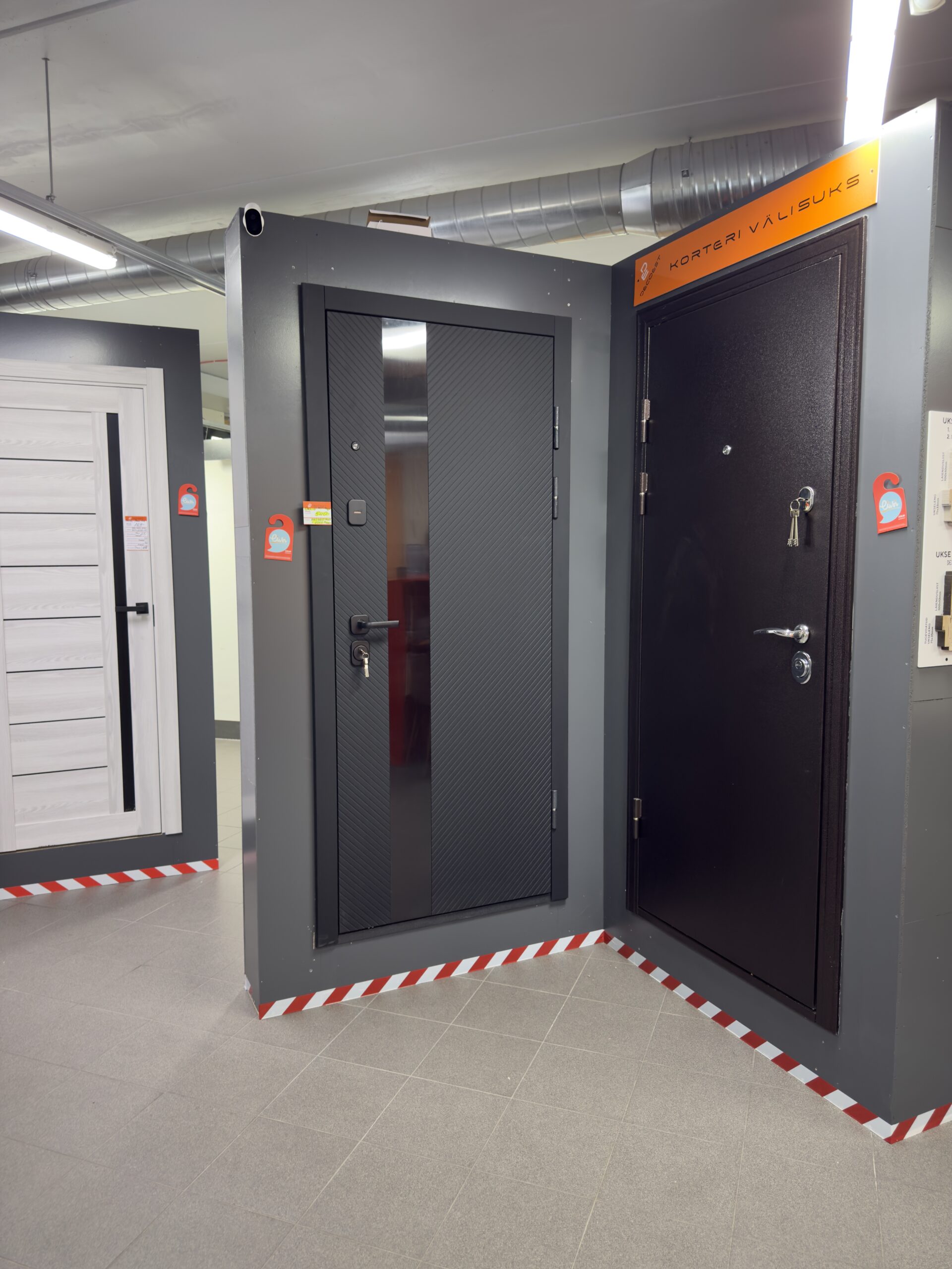 Decoest – uksed ja rulood